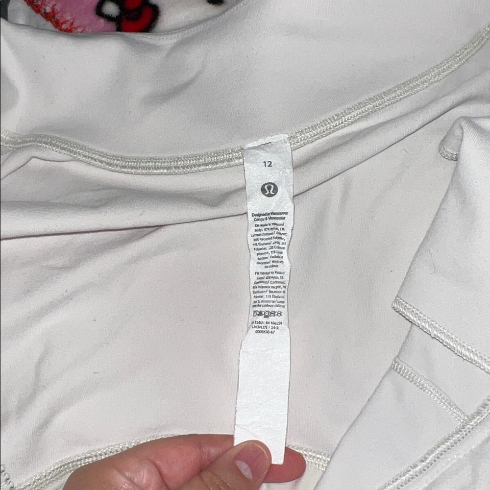 lululemon athletica Women's Cream Jacket - Picture 3 of 4